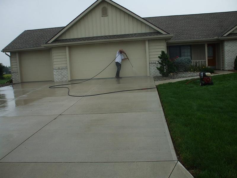 Roof Soft Washing in Green Bay